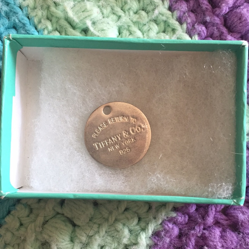 Tiffany charm authentic box included!!